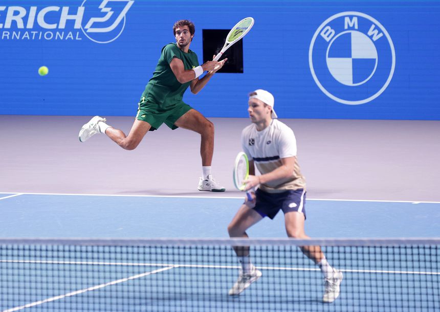 O jogador de ténis português Francisco Cabral e o austríaco Lucas Miedler no torneio ATP 500 Viena, em 2025. Foto IMAGO