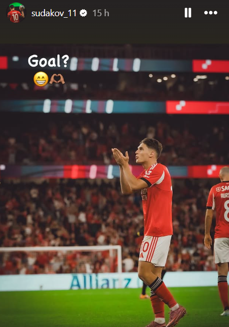 Sudakov reage com ironia ao golo anulado por 1 cm - Foto: Sudakov