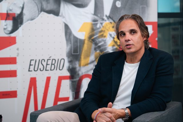 «João Neves? Jogadores da formação olham para o lado e veem outros que custaram 15 milhões de euros...»