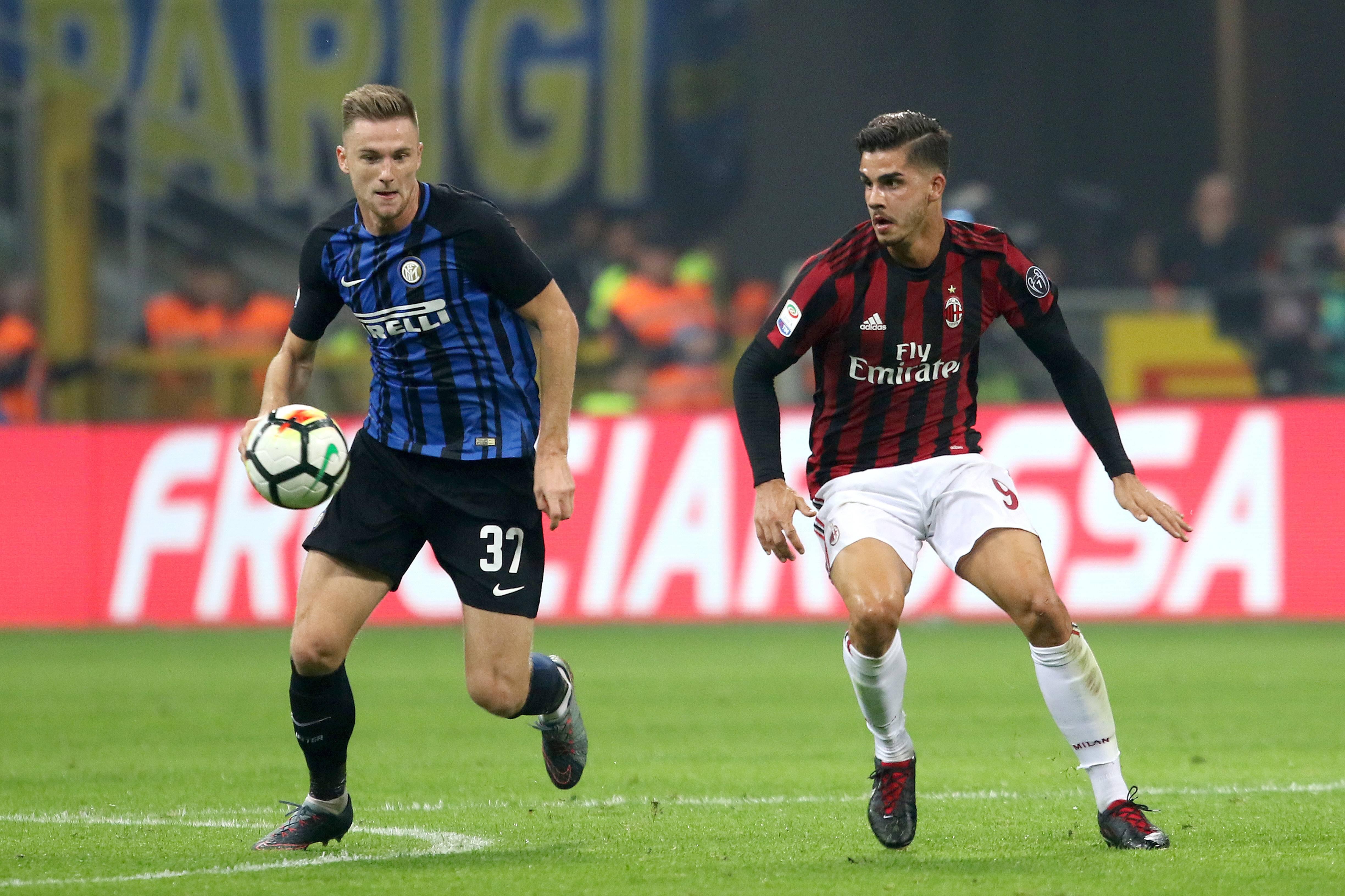 André Silva perdeu o único clássico em que participou: 2-3, em 2017. Foto: IMAGO