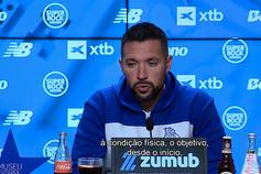 Farioli fala das 'hierarquias' nos pontas-de-lança