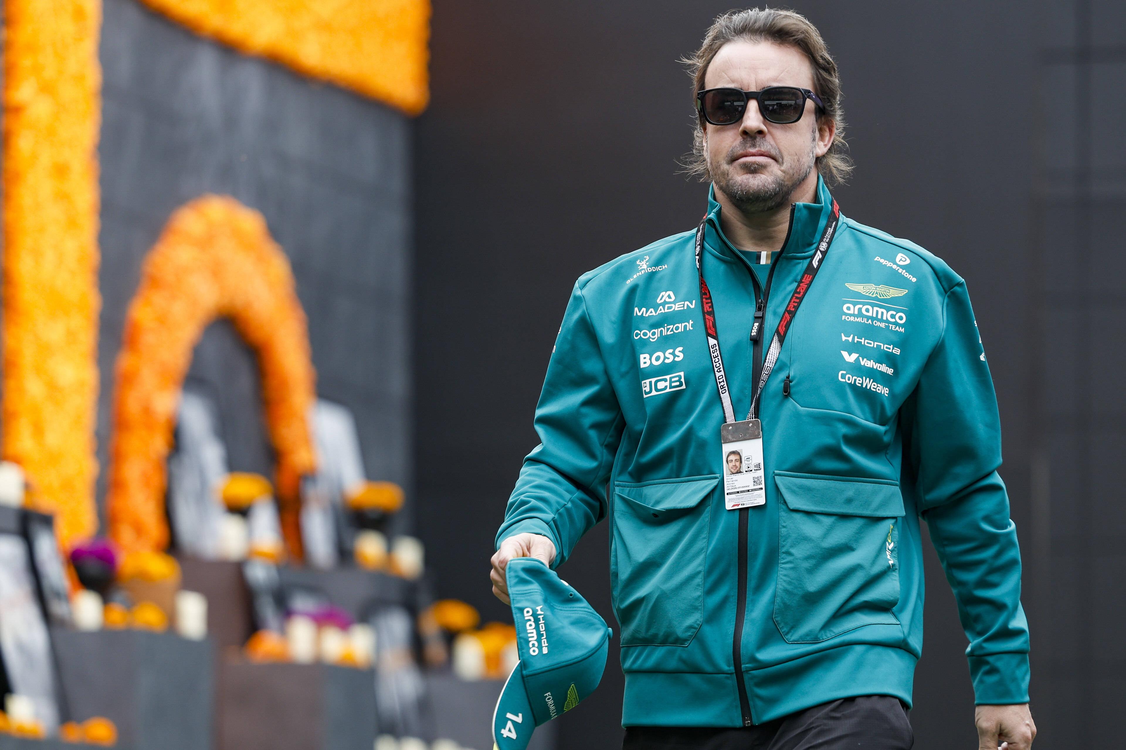 Fernando Alonso, piloto da Aston Martin      Fotografia Imago