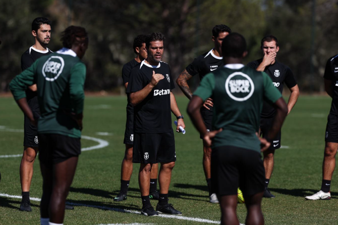 Tiago Fernandes fez o lançamento da partida de amanhã com o Leixões - Foto: SPORTING CP
