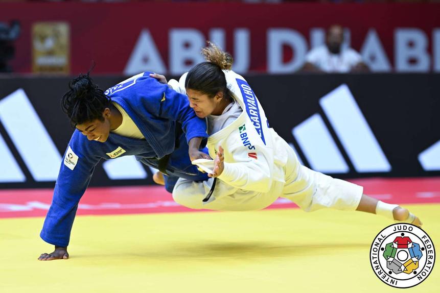 Taís Pina conquistou a medalha de ouro no Grand Slam de Abu Dhabi - Foto: IJF
