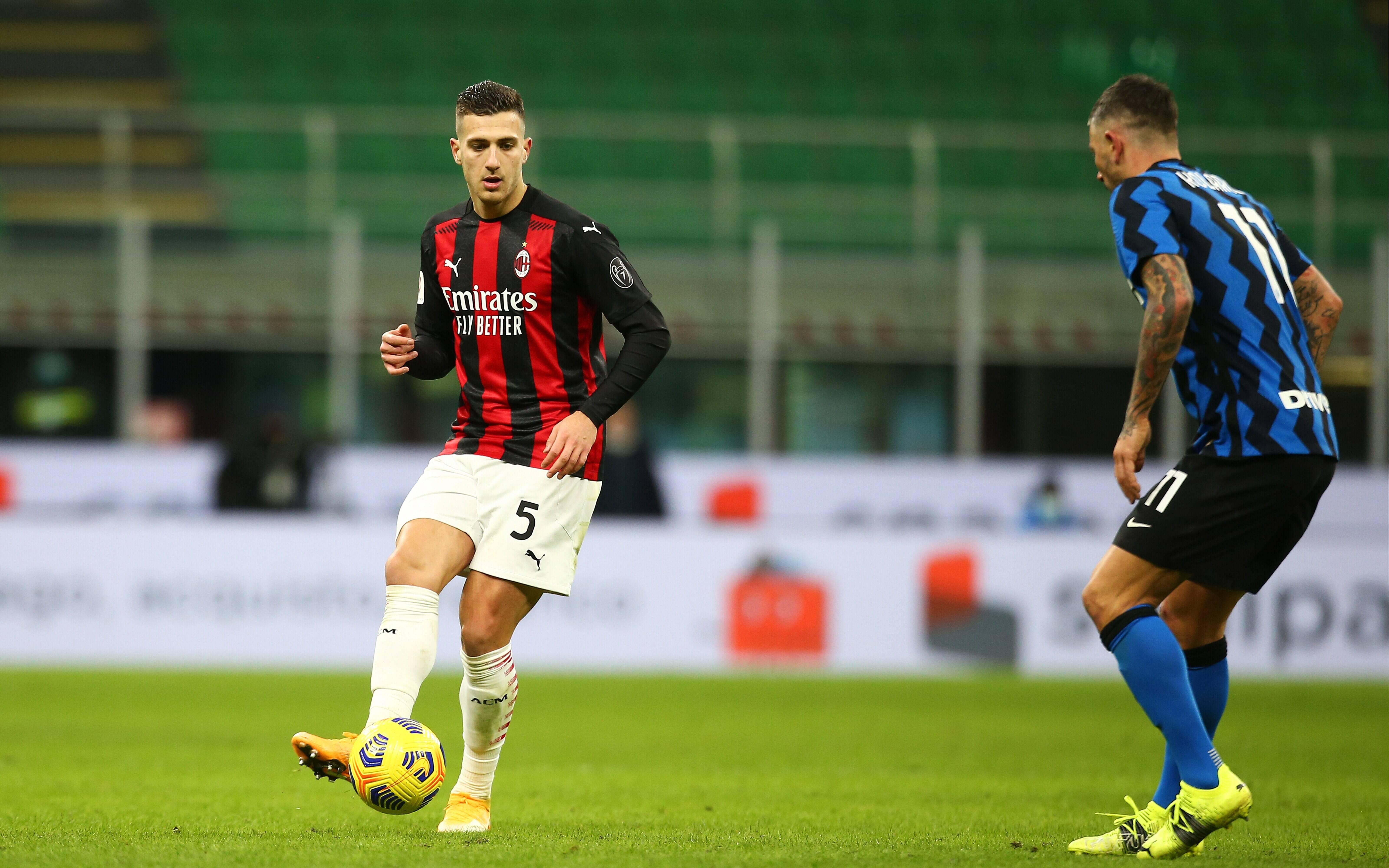 Diogo Dalot perdeu o único clássico em que participou: 1-2, em 2021. Foto: IMAGO