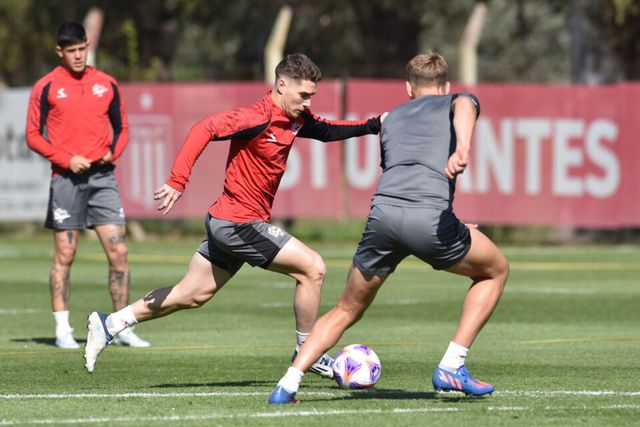 Argentinos avançam interesse do Benfica em extremo do Estudiantes