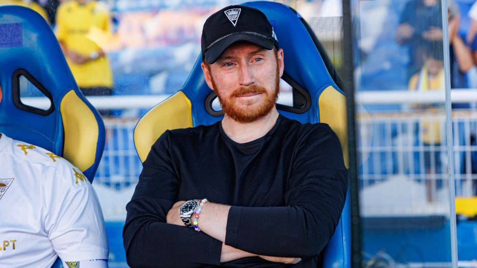 Ian Cathro: «Famalicão é boa equipa e exemplo de clube em crescimento»