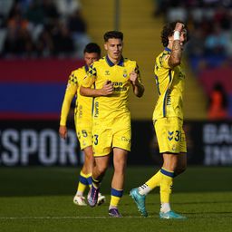 Fábio Silva marca e Las Palmas impõe derrota ao Barcelona