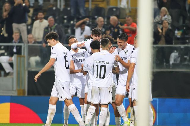 Vitória de Guimarães: alternativas credíveis para a vaga do maestro