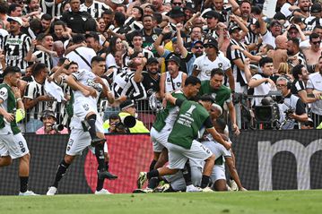 Botafogo fecha lote de equipas no Mundial de Clubes