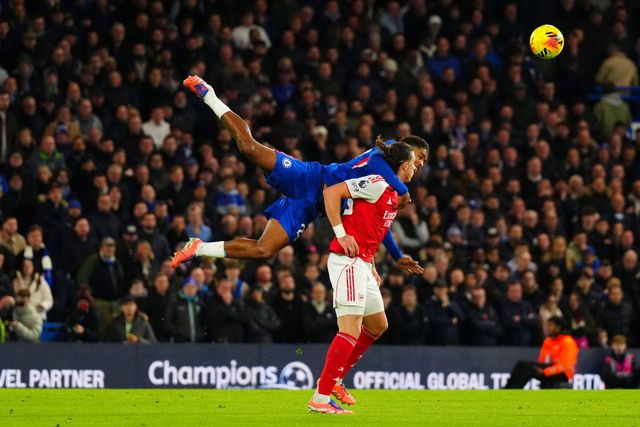 Chelsea-Arsenal: empate em Stamford Bridge