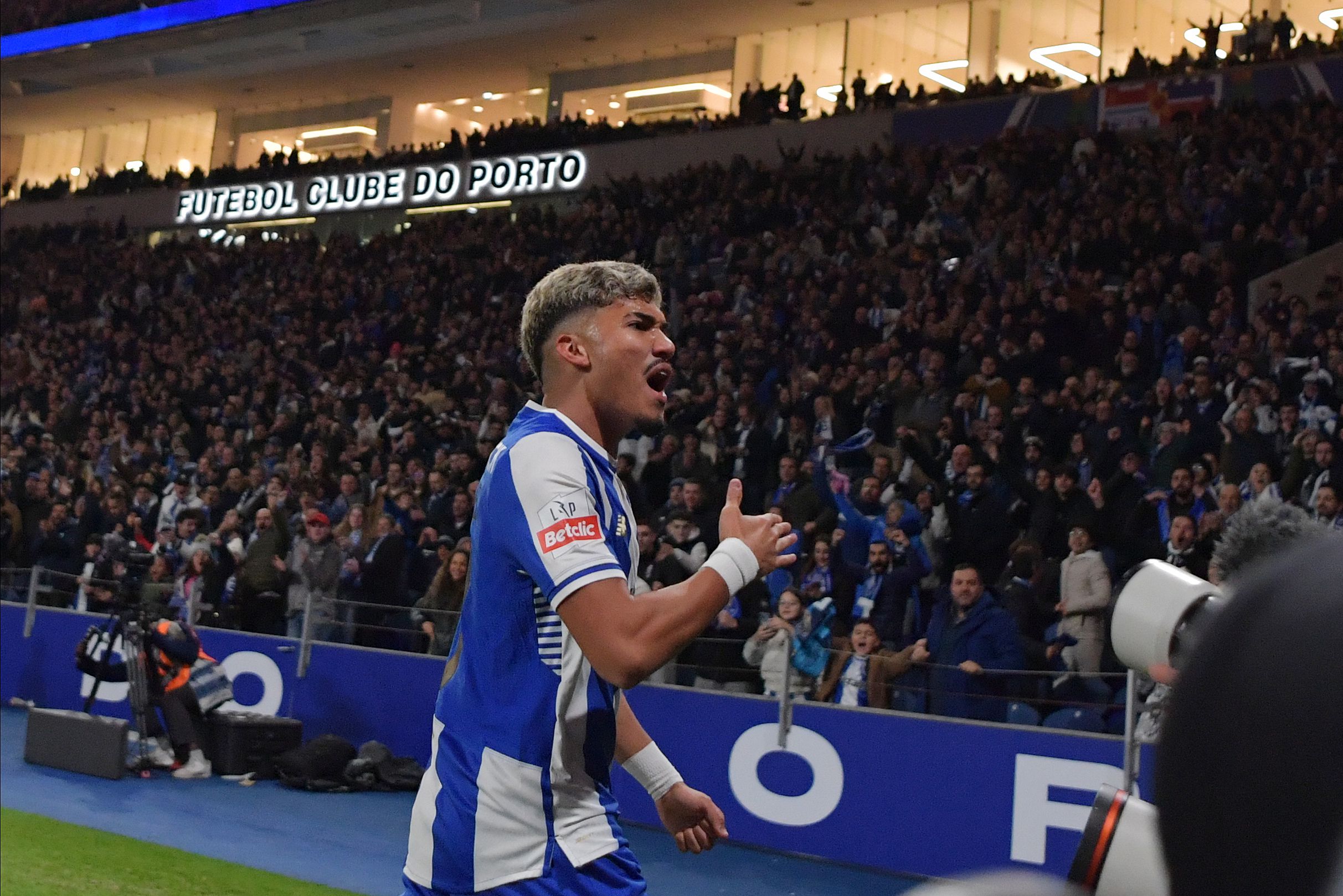 O festejo sentido de William Gomes - Foto: Rogério Ferreira/Kapta +