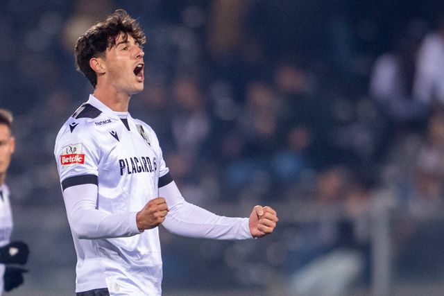 Rivas apontou o segundo golo no triunfo gordo (4-0)  ante o Aves SAD