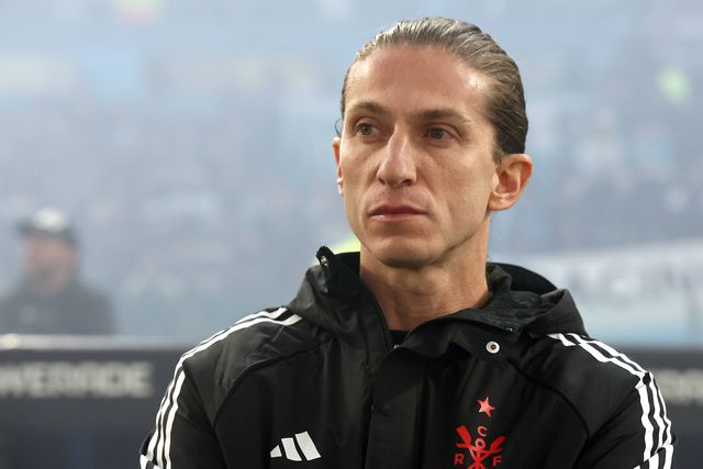 Filipe Luís e a tática para a final: «Claro que li o livro do Abel»