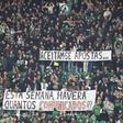 A claque Juve Leo situa-se no topo sul do Estádio José Alvalade (Foto Sérgio Miguel Santos)