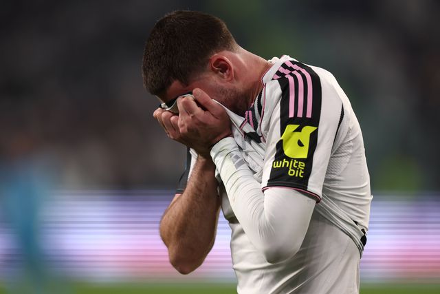 «Lesionei-me, lesionei-me!»: estrela da Juventus preocupa e tem Benfica em risco