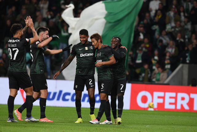 A festa do plantel leonino em Alvalade - Foto: Sérgio Miguel Santos