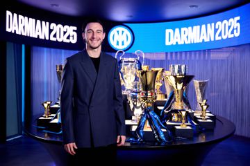 OFICIAL: Darmian renova com o Inter até 2025