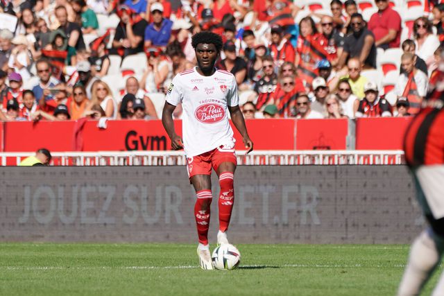 FC Porto: Mónaco ataca alvo da defesa