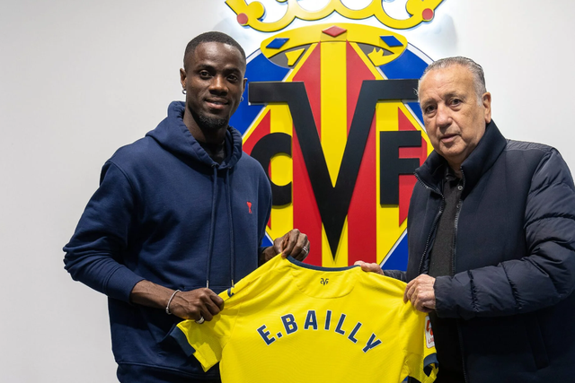 OFICIAL: Eric Bailly regressa ao Villarreal