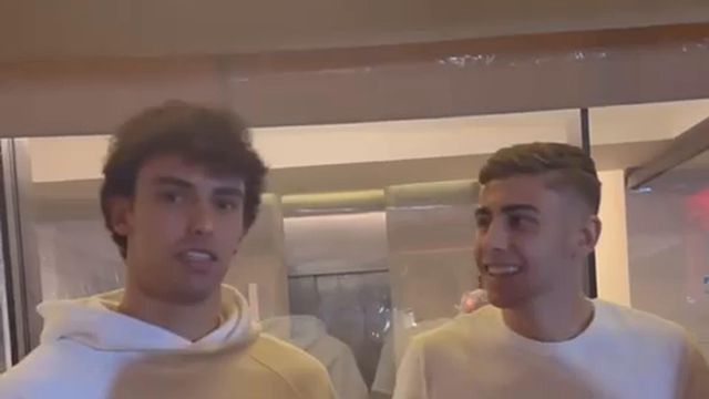 João Félix foi à festa de Raphinha e teve de «fazer cara de feliz»
