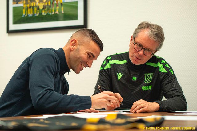 Oficial: Anthony Lopes muda de clube em França
