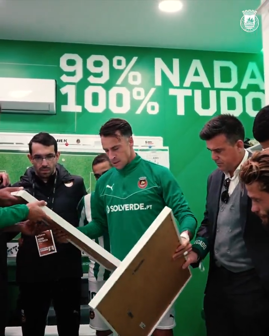 Plantel do Rio Ave solidário com luto do capitão Vítor Gomes