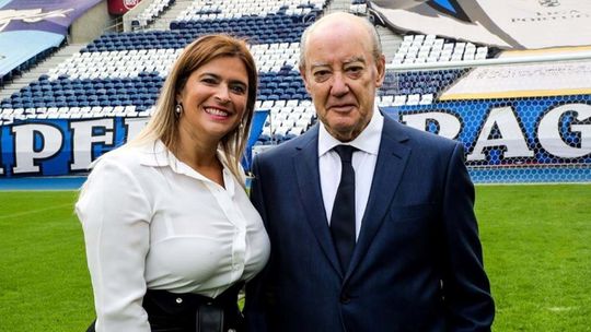 Sandra Madureira pediu registo da marca Curva Pinto da Costa