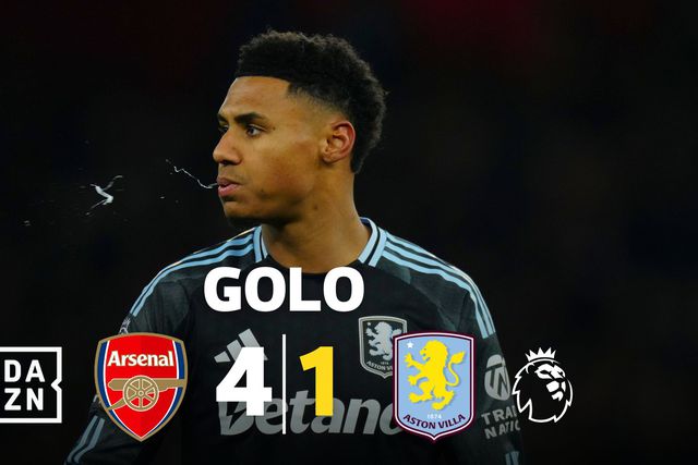 Golo de honra do Aston Villa contou com a ajuda de Raya