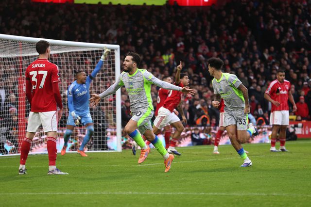 Festa de Cherki e desânimo do Forest