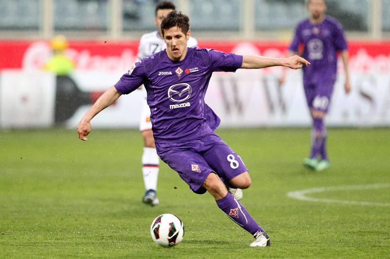 Jovetic - Passou por grandes clubes, como Manchester City, Inter ou Sevilha, mas sem nunca atingir o nível que se esperava. Foi na Fiorentina onde esteve em melhor plano, levando o Man. City a chegar-se à frente. Atualmente joga no Chipre