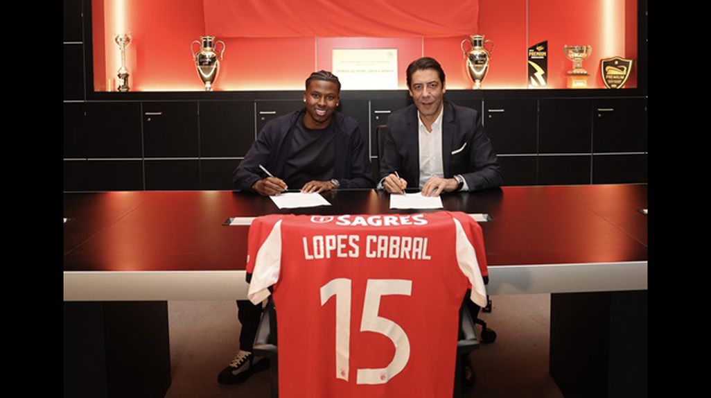 Sidny Lopes Cabral assinou contrato até 2030