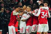 Festejos do Arsenal frente ao Aston Villa