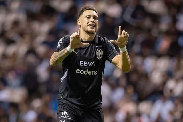 Após cinco épocas no Sevilha, Ocampos rumou ao Monterey do México - Foto: Instagram Lucas Ocampos