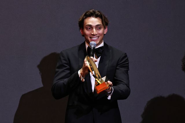 Armand Duplatins, sueco de 26 anos, foi eleito o atleta masculino do ano de 2025