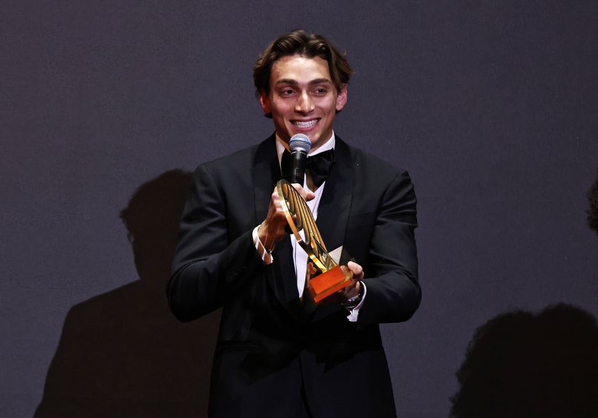 Armand Duplatins, sueco de 26 anos, foi eleito o atleta masculino do ano de 2025