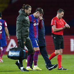 Vídeo: depois de João Félix, Ferrán Torres também se lesiona e sai a chorar