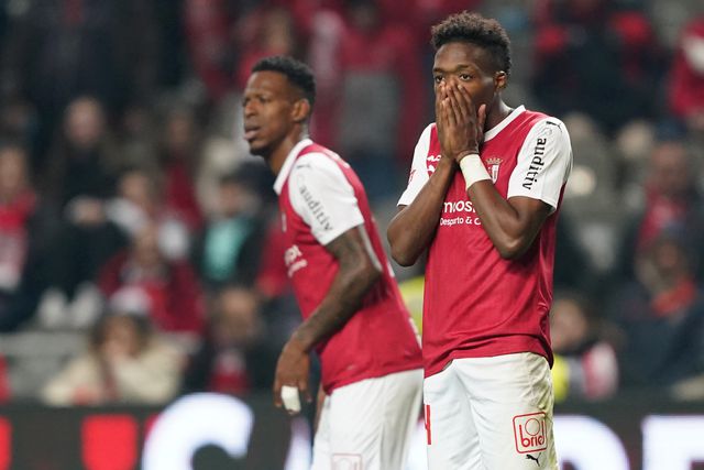 SC Braga-Farense: jogo da resposta e da contra-resposta