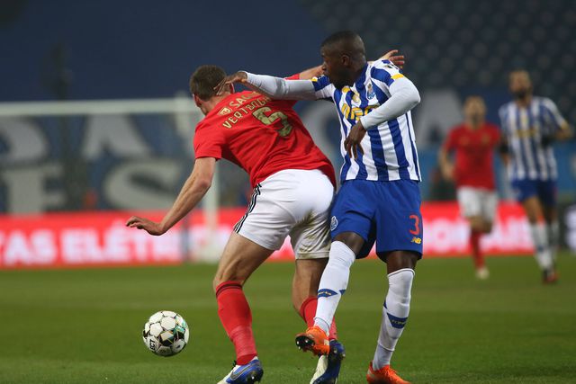 Mercado (oficial): Nanu fortalece ala direita do Estrela da Amadora