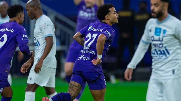 VÍDEO: Kaio César estreia-se a marcar pelo Al Hilal... em 4 minutos