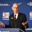 Comissário da NBA quer equipas europeias na «NBA Cup ou até nos playoffs»
