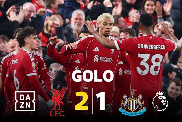 Ainda se festejava o empate e Ekitiké já bisava e fazia a reviravolta