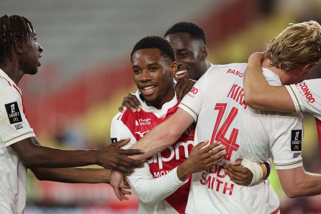 Mónaco ganha balão de oxigénio com goleada frente ao Rennes