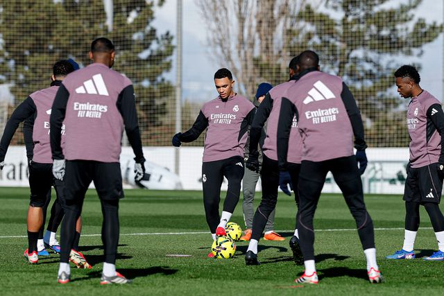 Trent Alexander-Arnold no treino matinal deste sábado - Foto: X/Real Madrid