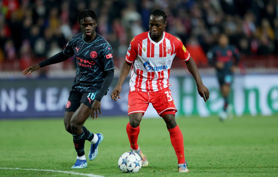 Mahamadou Susoho lançado por Guardiola frente ao Estrela Vermelha, em 2023