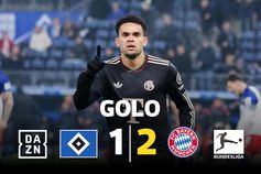 Adeptos do Bayern fazem a festa nas bancadas e ex-FC Porto responde com golo