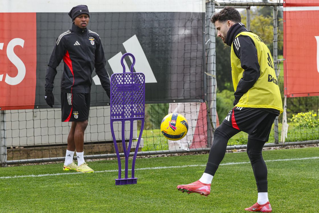 Sidny e Rafa, avançados do Benfica, em fase de treino (foto SL Benfica)