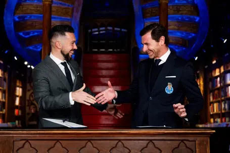 Francesco Farioli e André Villas-Boas na renovação - Foto: FC Porto