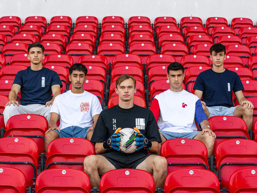 Andre Picornell, ao centro na imagem, joga nos sub-23 do Gil Vicente - Foto: Gil Vicente