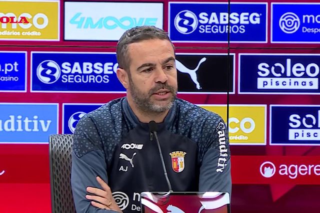 Artur Jorge: «Depois do jogo falaremos, creio que já respondi»